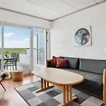 Apartment 20